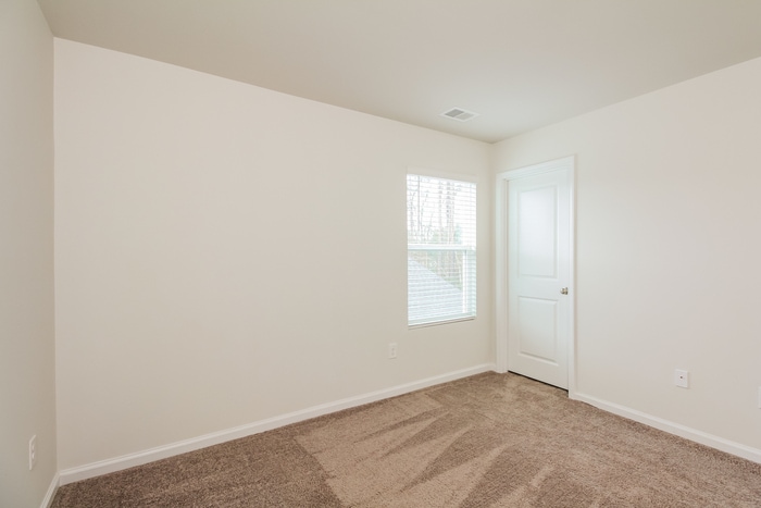 Building Photo - 127 Dorian Lp
