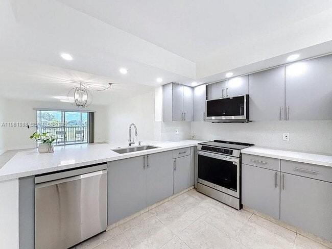 Building Photo - 12701 SW 13th St