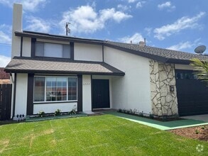 Building Photo - 4 Bedroom Cul-du-sac Home Avaialble!