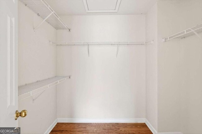 Building Photo - 438 Tioram Ln SE