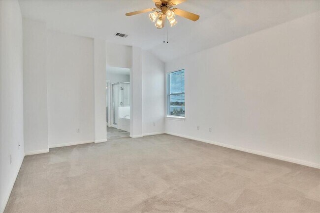 Building Photo - 1402 Grafton Ln