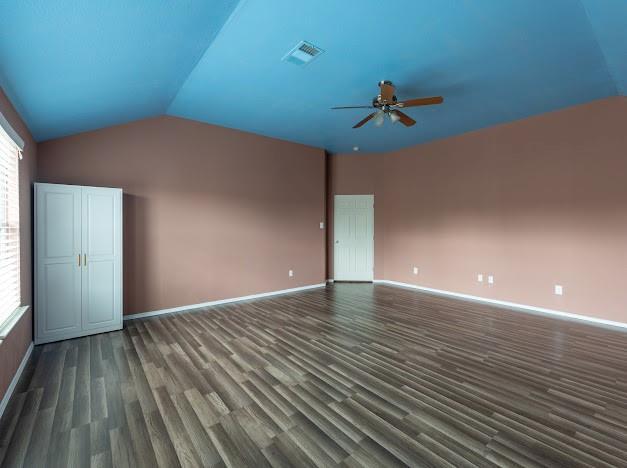 Building Photo - 9216 Sterling Gate Dr