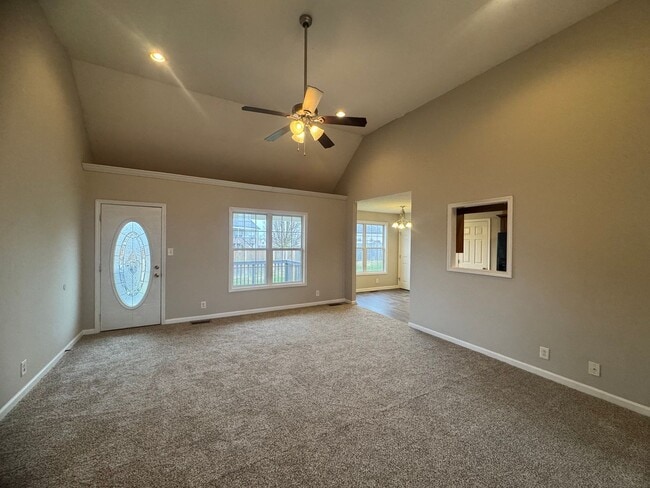 Building Photo - Gorgeous Single Family Home in Clarksville