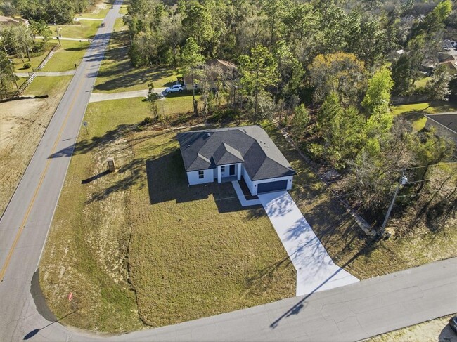 Building Photo - 2652 W Paragon Ln