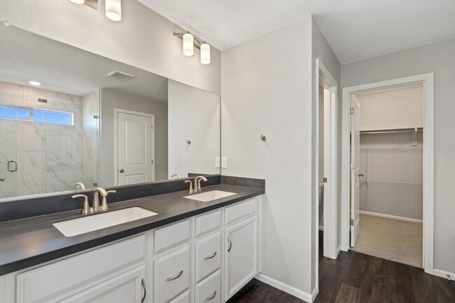 Building Photo - 4115 Chasm Lk Dr