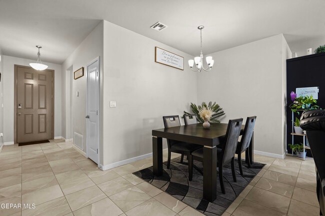 Building Photo - 12405 Northumberg Dr