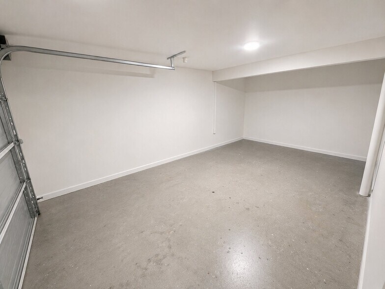 Building Photo - 5172 Afton Way