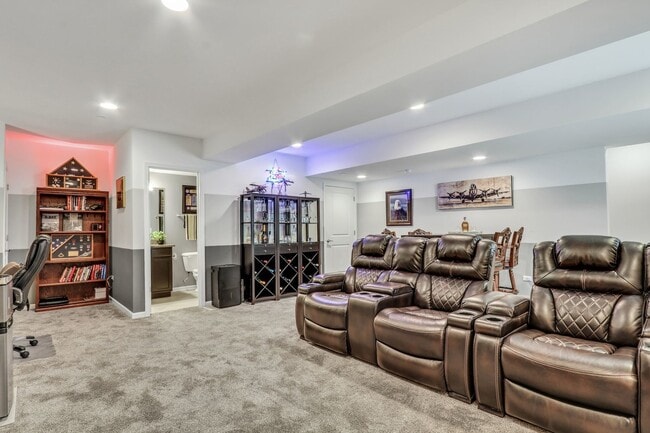 Building Photo - 3227 N Heritage Ln