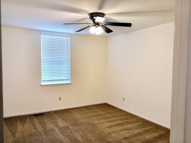 Building Photo - 3501 Delmar Ct