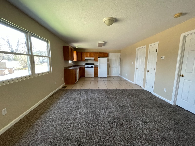 Building Photo - 517 Franklin St