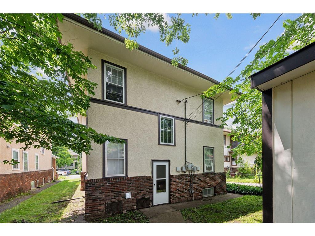 Building Photo - 3319 Emerson Ave S