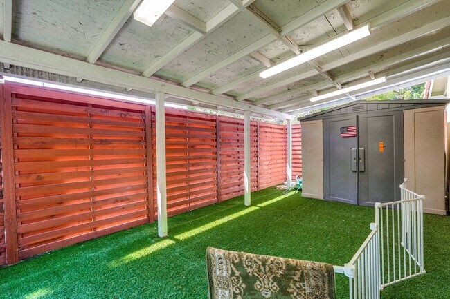 Building Photo - Spacious 3-Bed Almaden Valley Home with Bo...