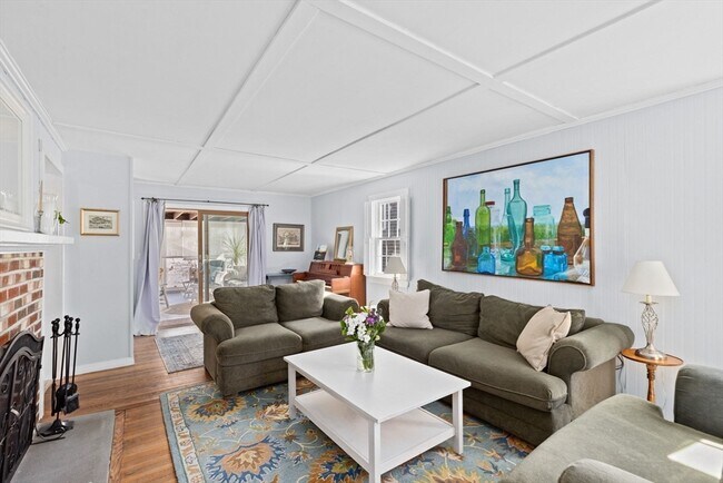 Building Photo - 20 Damon Rd