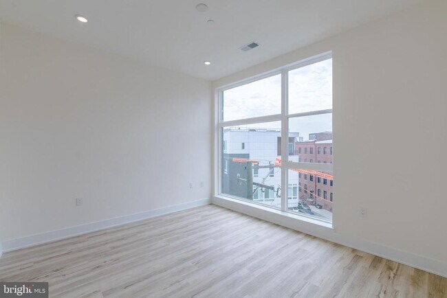 Building Photo - 1129 Germantown Ave