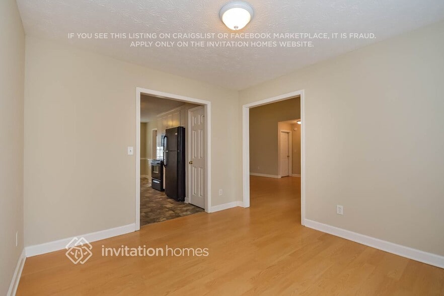 Building Photo - 2021 Bay Ct