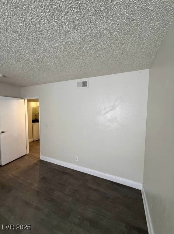 Building Photo - 4941 Newport Cove Dr