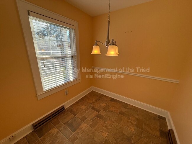 Building Photo - 1735 Polo Rd