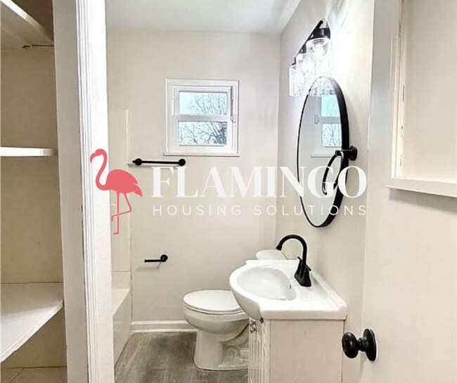 Building Photo - 607 Kirkwood Dr