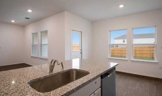 Building Photo - 18405 Cremello Dr