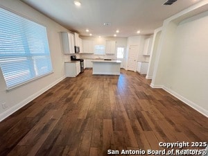 Building Photo - 9502 Aten Shore