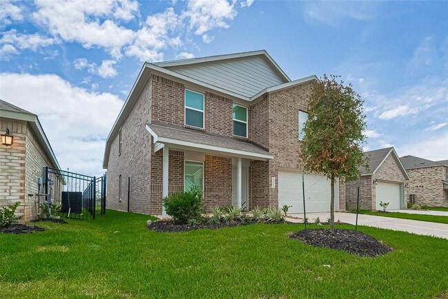 Building Photo - 27615 Village Way Dr.