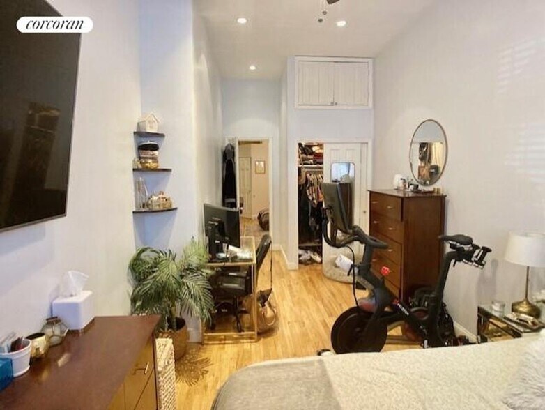 Building Photo - 276 Prospect Park W