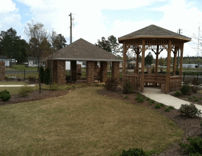 Building Photo - Rosewood Estates