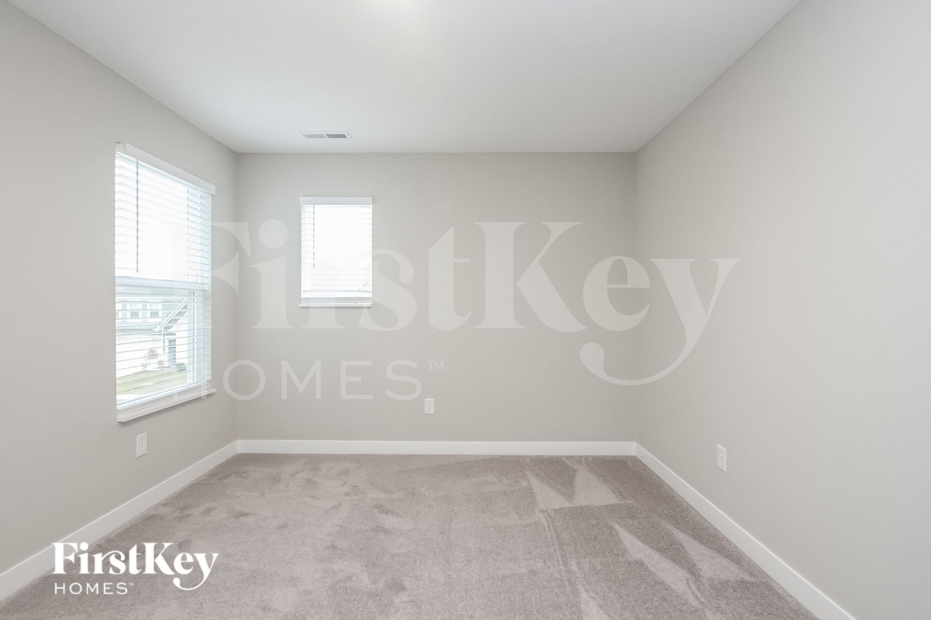 Building Photo - 2335 S Carlota Dr