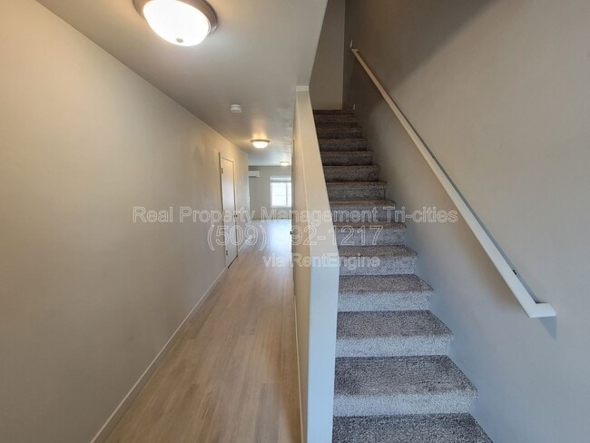 Building Photo - 413 Whitefish Ln