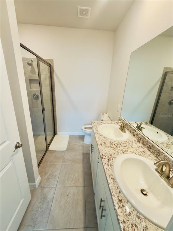 Building Photo - 626 157th Ct E