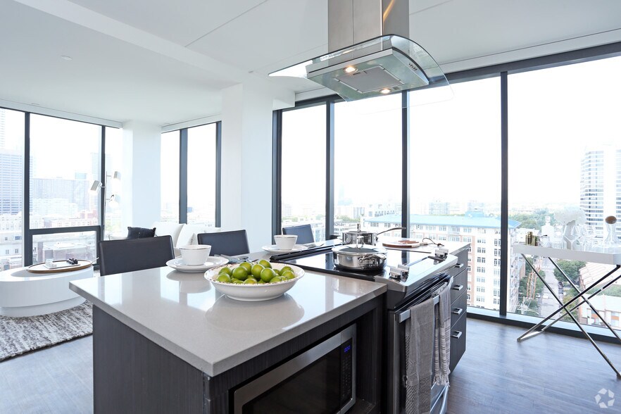 Kitchen - North X Northwest Apartments