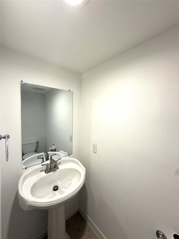 Building Photo - 5811 McKnight St