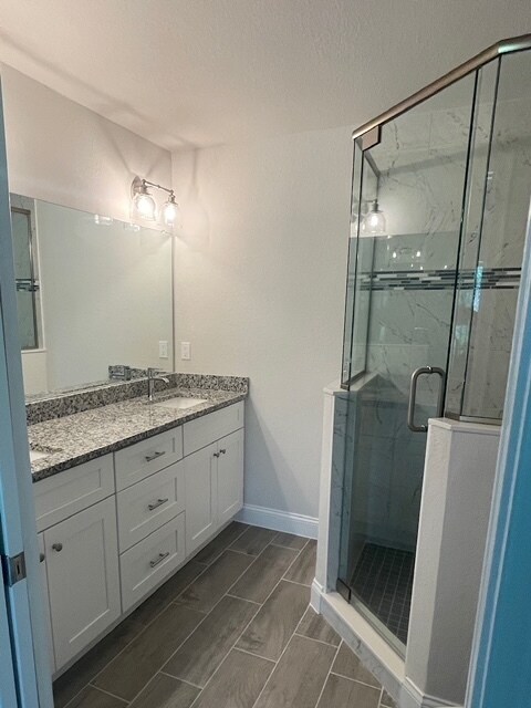 Building Photo - 24473 Zephyr Ct