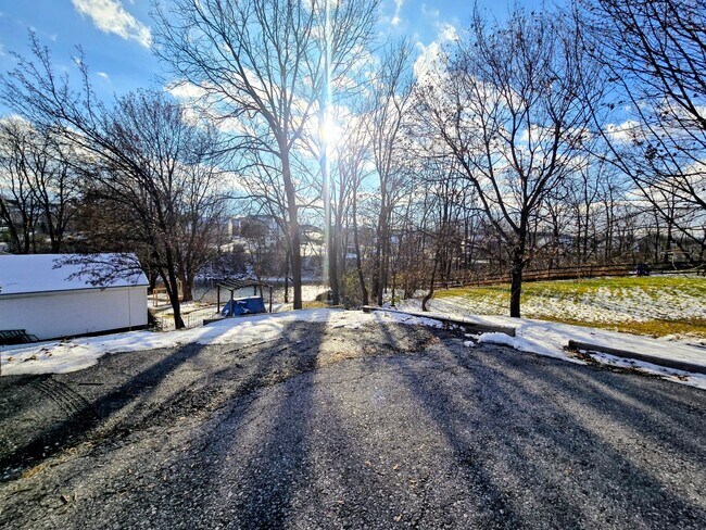 Building Photo - 4157 Reliance St