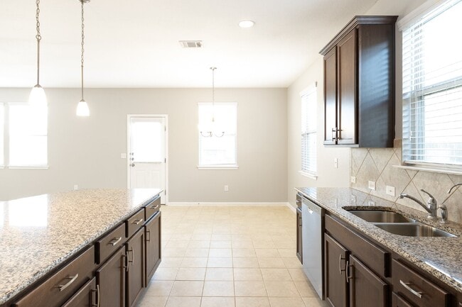 Building Photo - 4 Bedroom Home Available for September Move-In