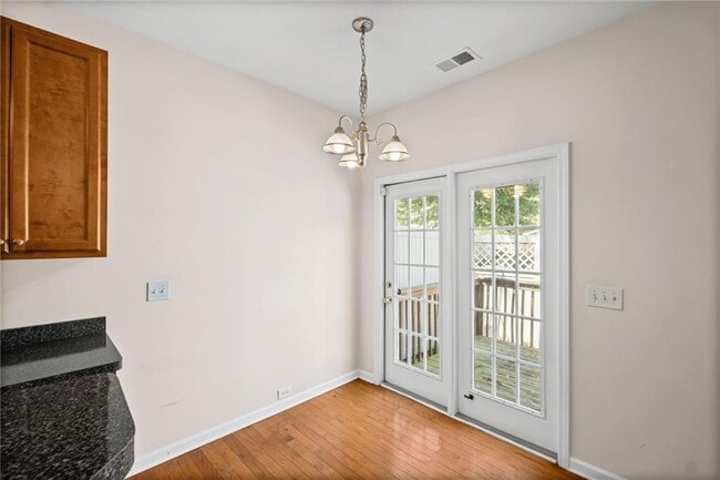 Building Photo - 1821 Willow Branch Ln