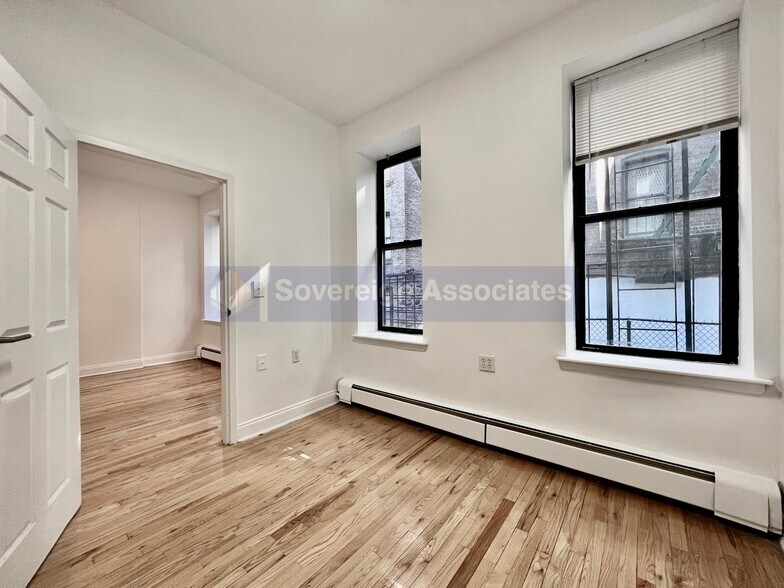 Building Photo - 519 W 151st St