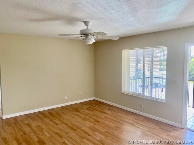 Building Photo - 428 Pine Glen Ln