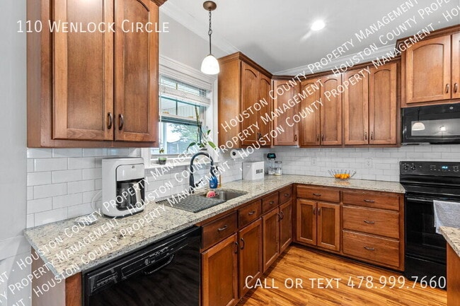 Building Photo - 110 Wenlock Cir
