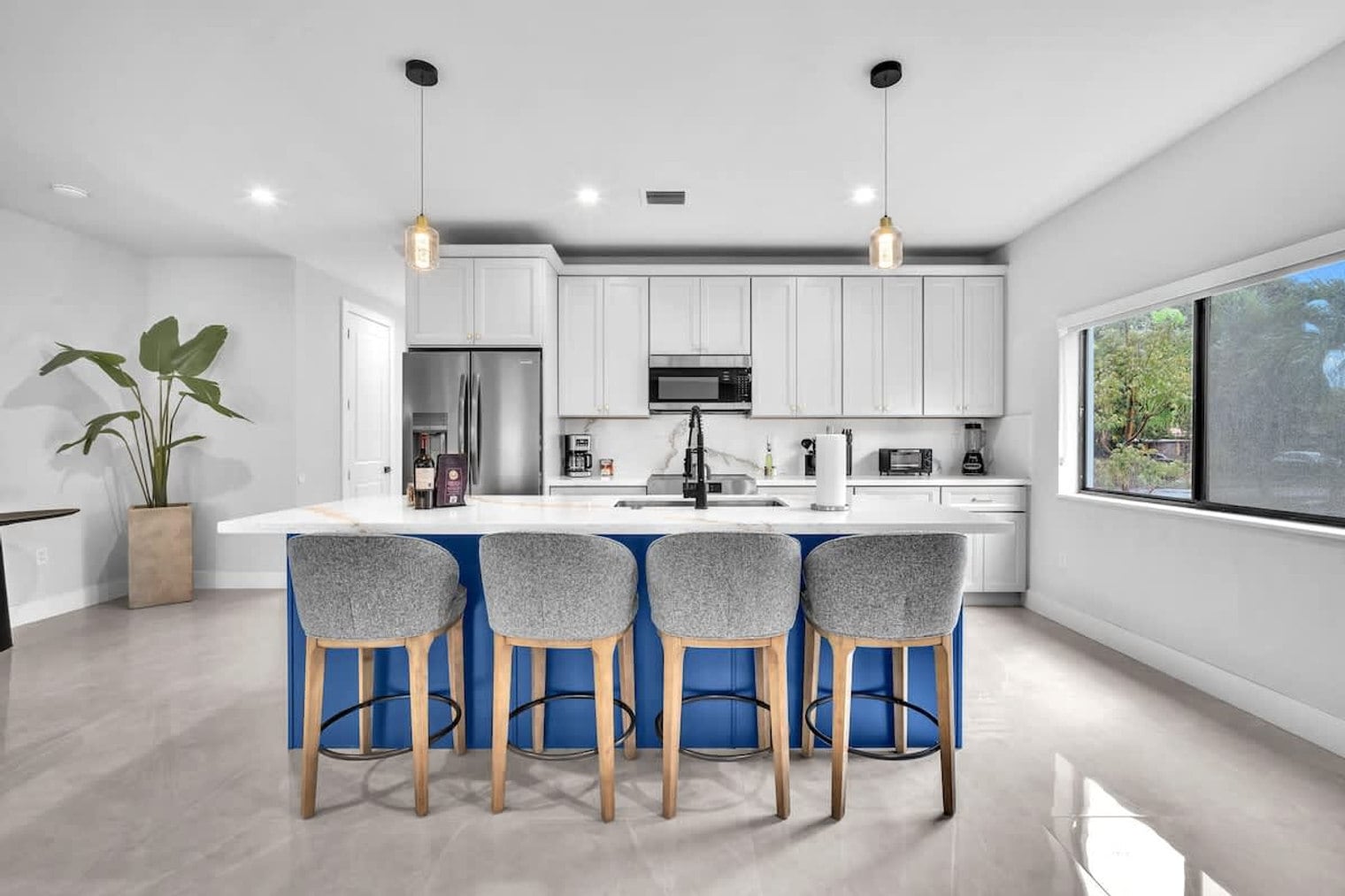 Building Photo - 2951 NW 13th St