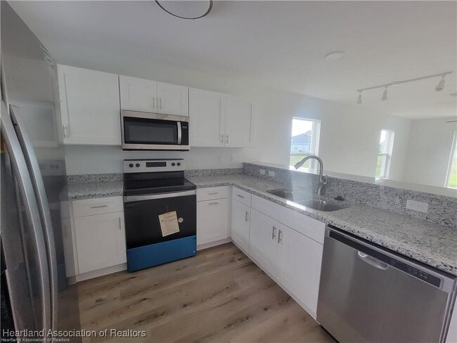 Building Photo - 7037 San Benito Dr