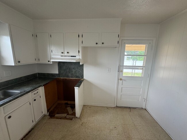 Building Photo - 3/1 in Kingstown, NC (Shelby, NC)