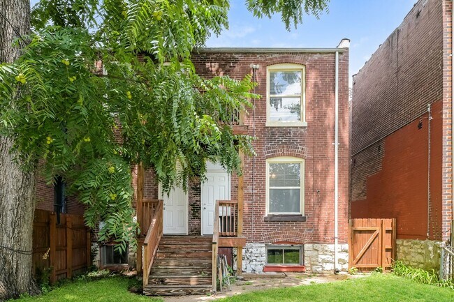 Building Photo - 3926 Botanical Ave
