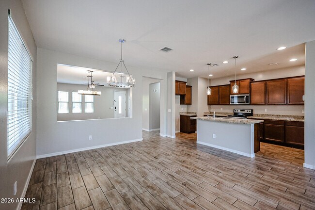 Building Photo - 20492 W Alsap Rd