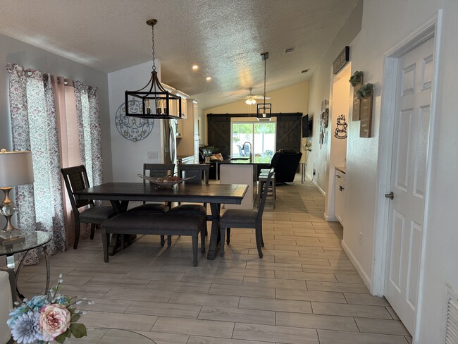 Building Photo - 2266 Mallard Creek Cir