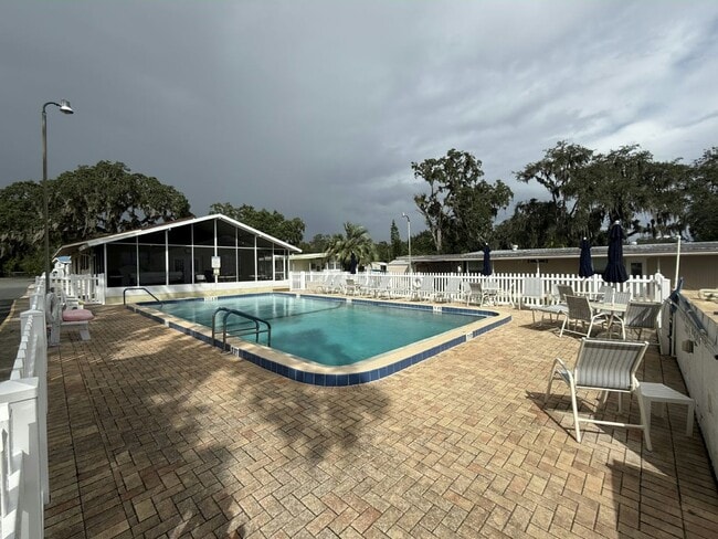 Building Photo - 7250 FL-44