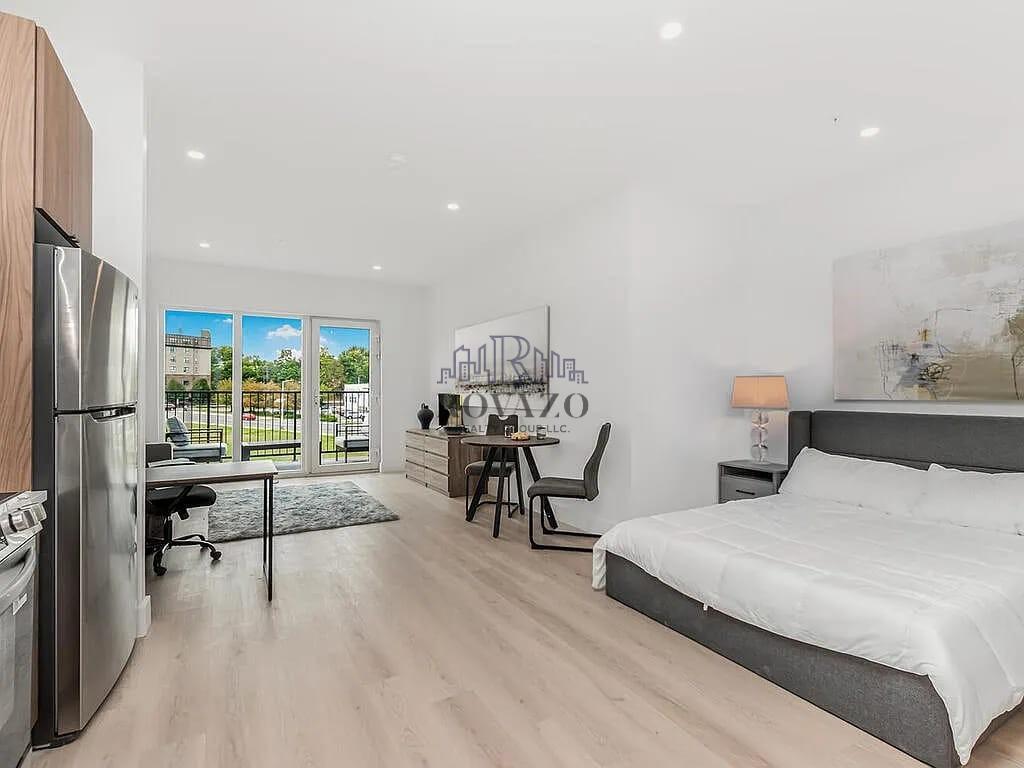 Building Photo - 19 Livingston St