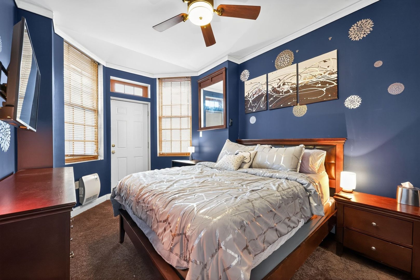 Building Photo - 4443 Sansom St