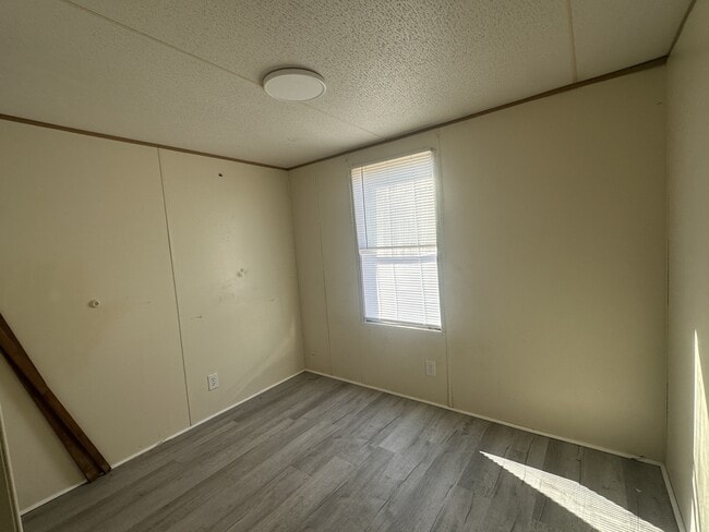 Building Photo - 7410 Olin Rd