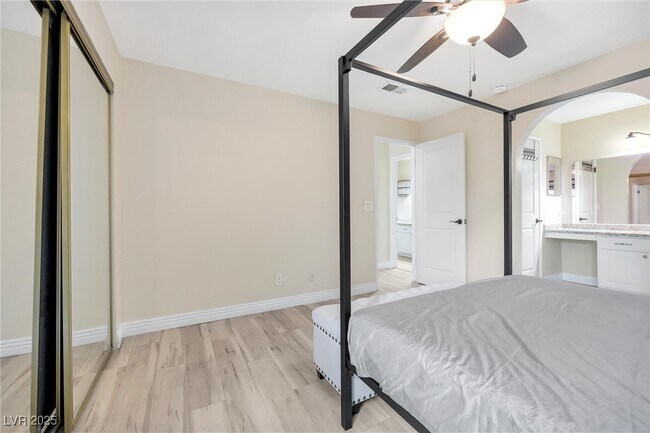 Building Photo - 2200 S Fort Apache Rd